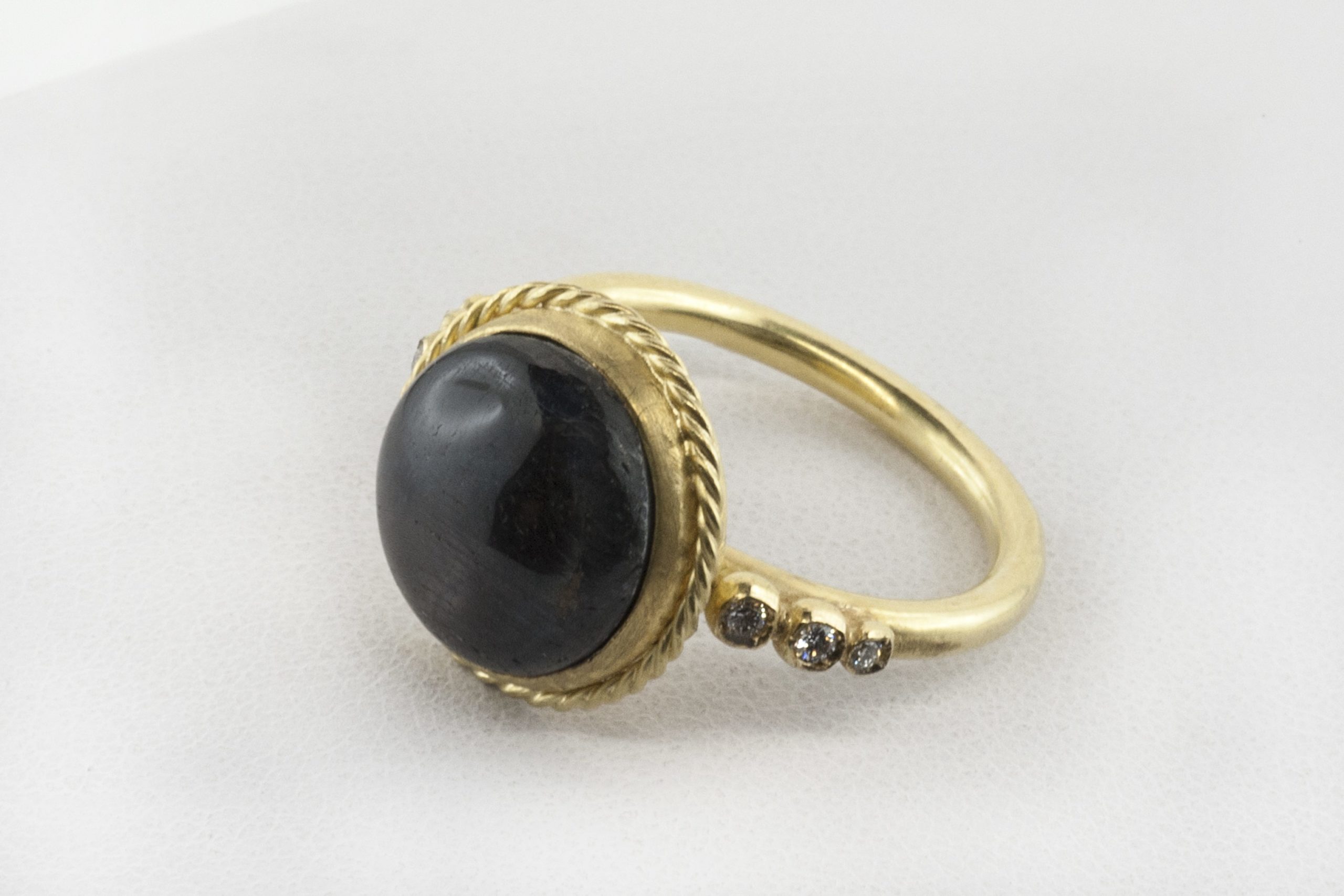 Anello etrusco on sale